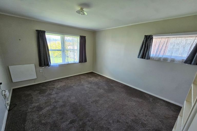 Photo of property in 42 Bartholomew Road, Levin, 5510