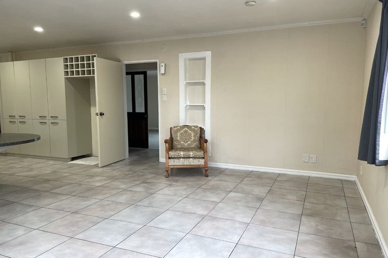 Photo of property in 14 South Street, Feilding, 4702