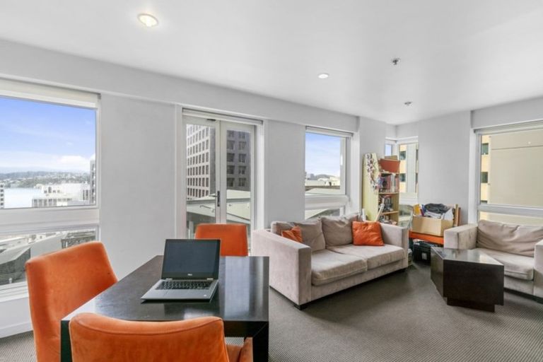 Photo of property in Terrace Heights Apartments, 7d/163 The Terrace, Wellington Central, Wellington, 6011