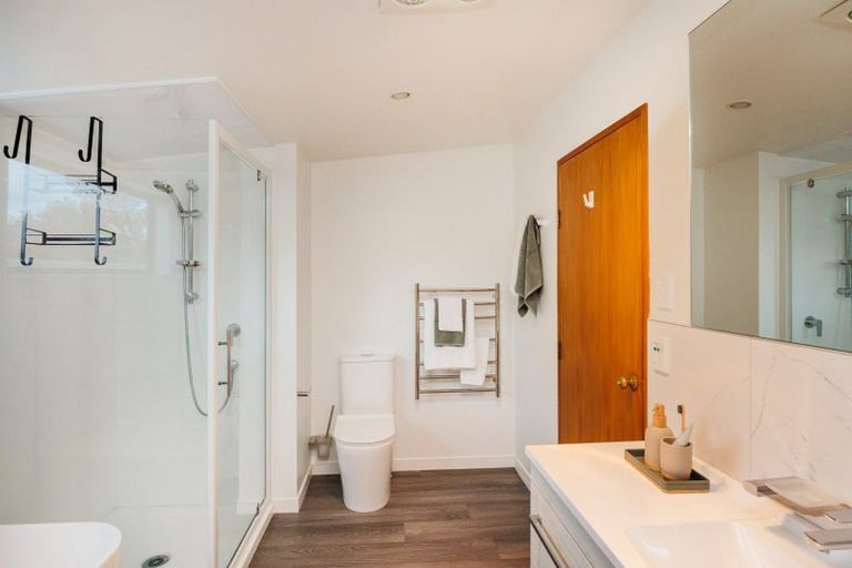 Photo of property in 2 Montgomery Terrace, Hokowhitu, Palmerston North, 4410