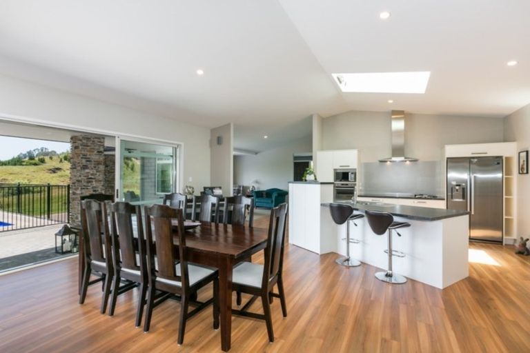 Photo of property in 313 Durham Drive, Havelock North, 4130