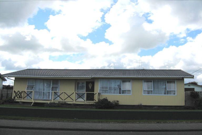 Photo of property in 23 Seafront Road, Castlecliff, Whanganui, 4501