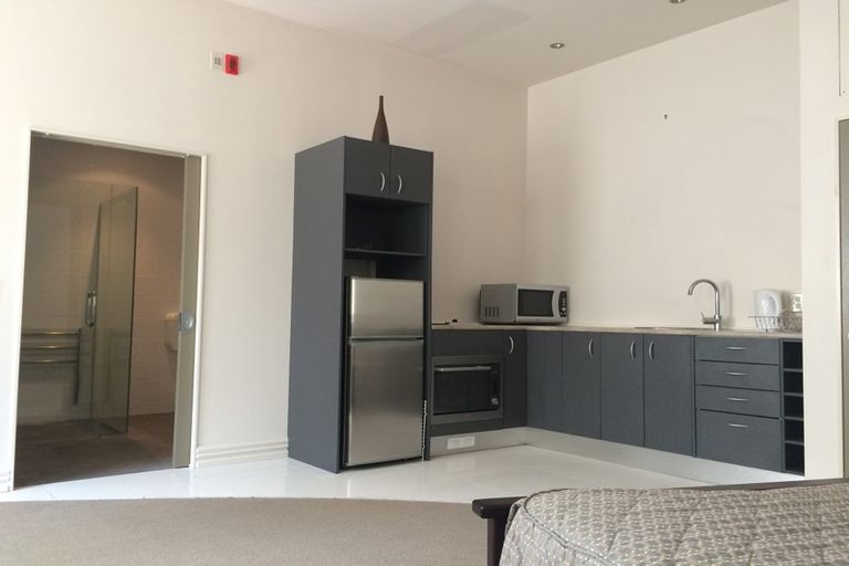 Photo of property in Bnz Chambers, 6/79 Manners Street, Te Aro, Wellington, 6011