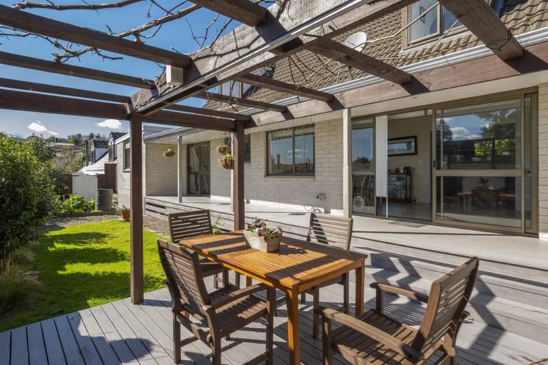 Photo of property in 52a Resolution Road, Welcome Bay, Tauranga, 3112