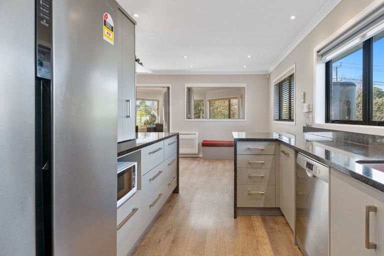 Photo of property in 87 Grand Vue Road, Kawaha Point, Rotorua, 3010