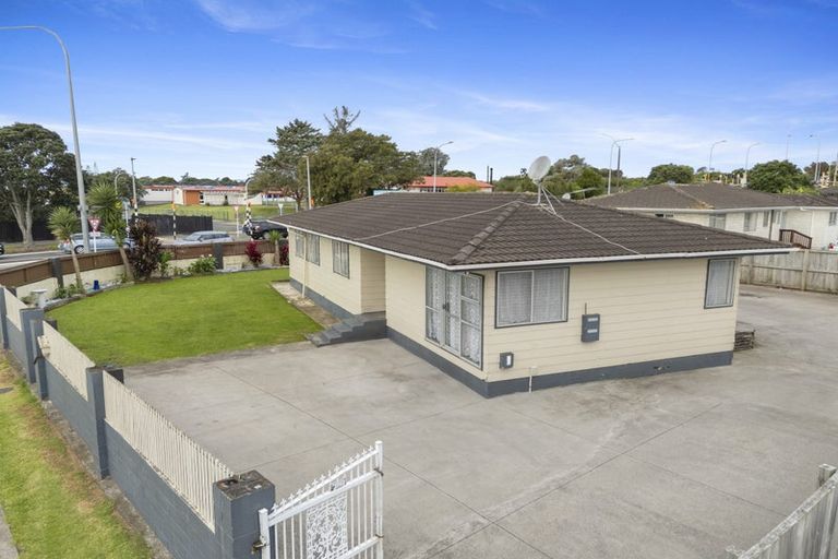 Photo of property in 89 Idlewild Avenue, Mangere, Auckland, 2022