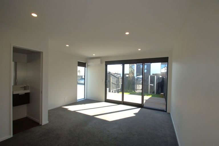 Photo of property in 1/27 New Brighton Road, Shirley, Christchurch, 8061