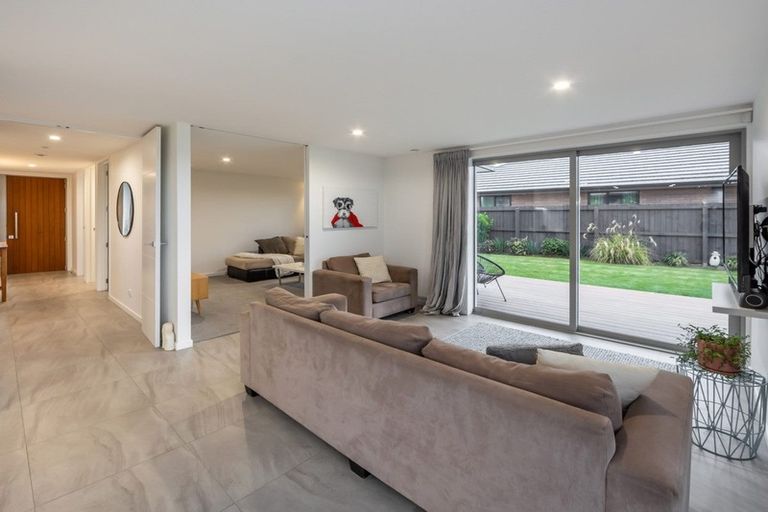 Photo of property in 20 Pistacia Place, Hornby, Christchurch, 8025