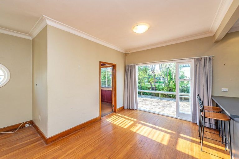 Photo of property in 8 Peakes Road, Saint Johns Hill, Whanganui, 4501