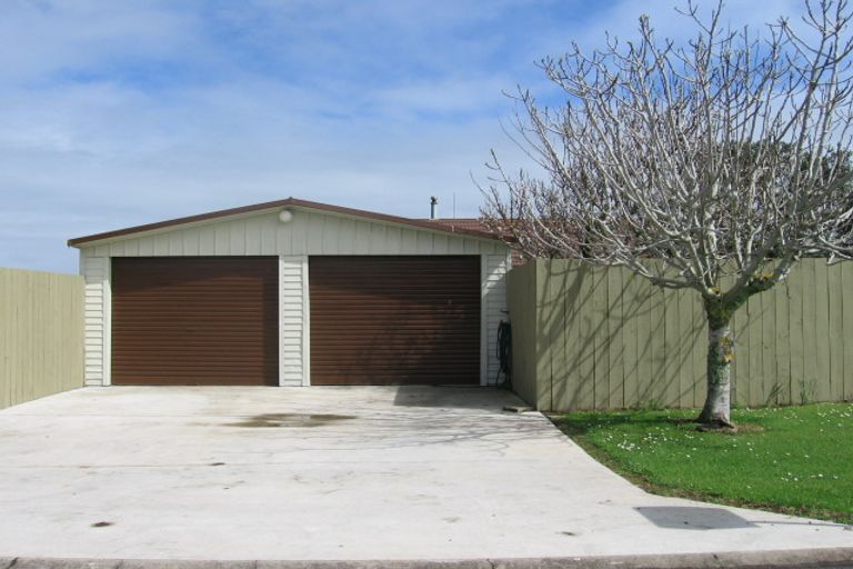 Photo of property in 5 Seaview Avenue, Te Puru, Thames, 3575