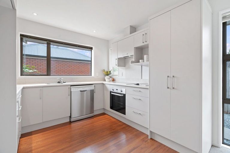 Photo of property in 4/17 Hansons Lane, Upper Riccarton, Christchurch, 8041