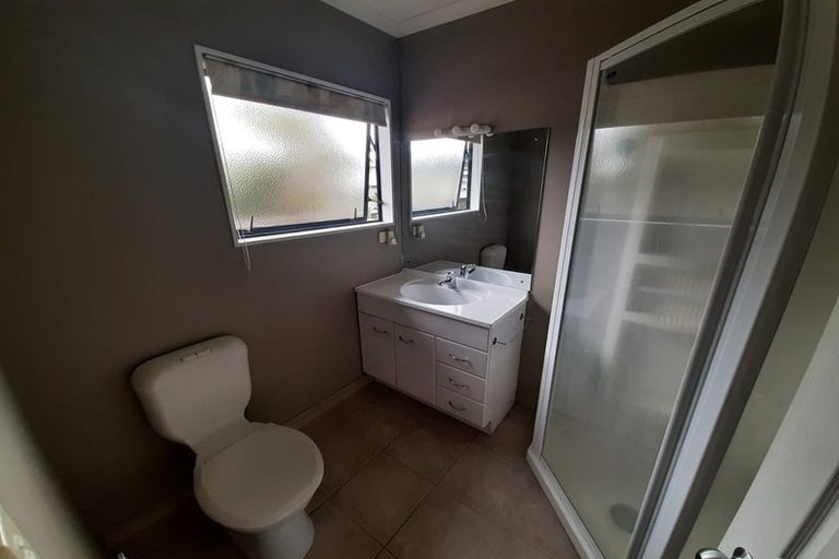 Photo of property in 12 Governor Grey Road, Snells Beach, 0920