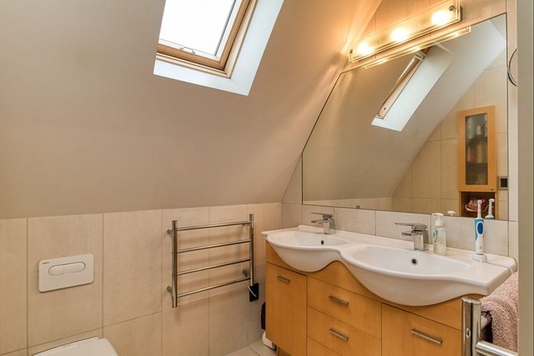 Photo of property in 23 Meeanee Quay, Westshore, Napier, 4110