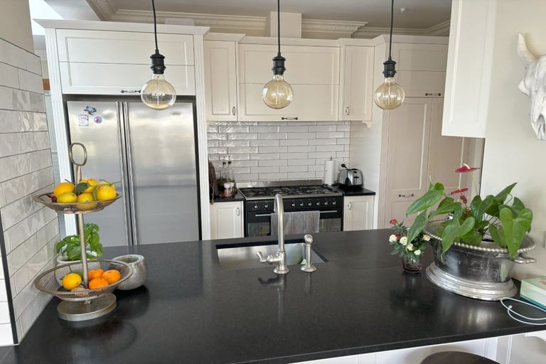 Photo of property in 37 Moxham Avenue, Hataitai, Wellington, 6021