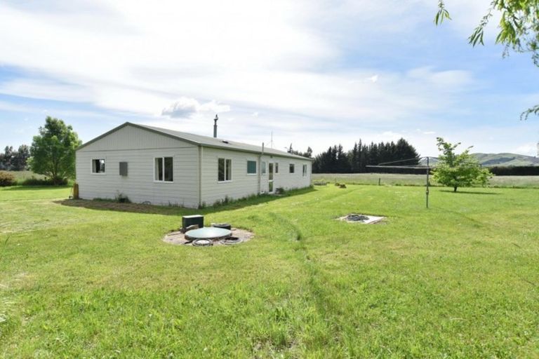 Photo of property in 10 Singleton Street, Waikari, 7420