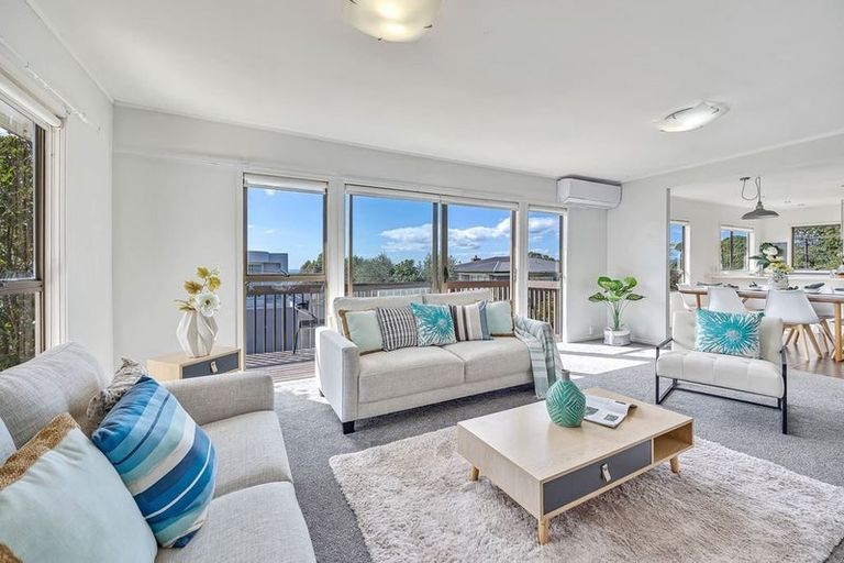 Photo of property in 1/20 Castor Bay Road, Castor Bay, Auckland, 0620