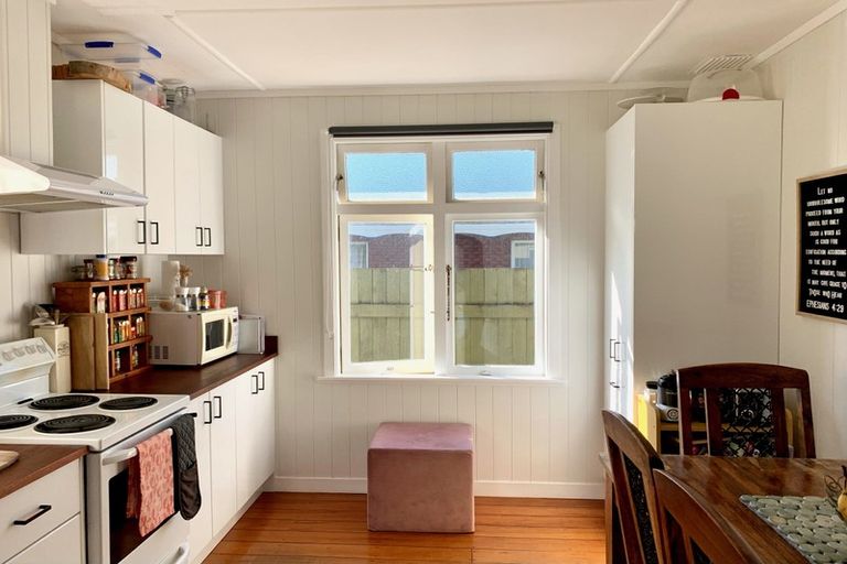 Photo of property in 21 Rata Street, Roslyn, Palmerston North, 4414