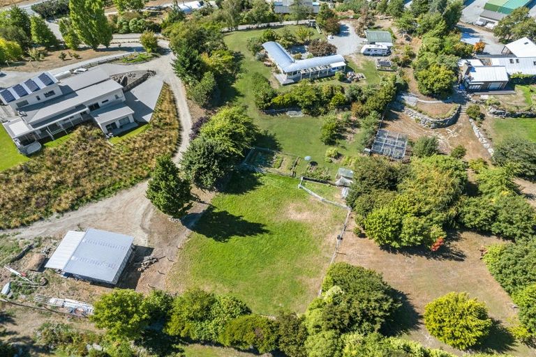 Photo of property in 42 Ballantyne Road, Wanaka, 9305