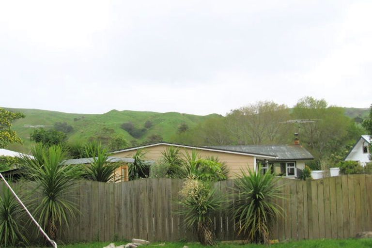 Photo of property in 30 Lysnar Street, Okitu, Gisborne, 4010