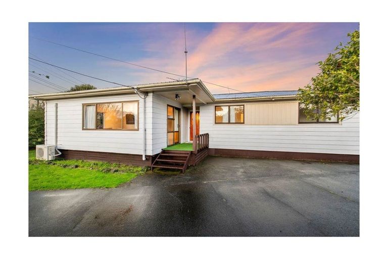 Photo of property in 24 Resolute Way, Papakura, 2110