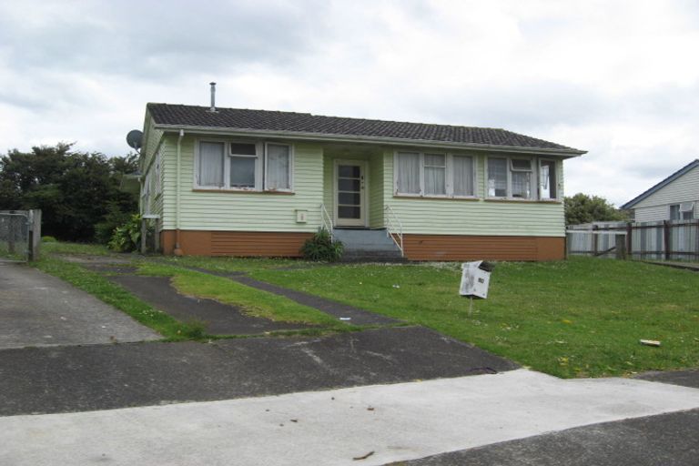 Photo of property in 60 Heyford Close, Mangere, Auckland, 2022
