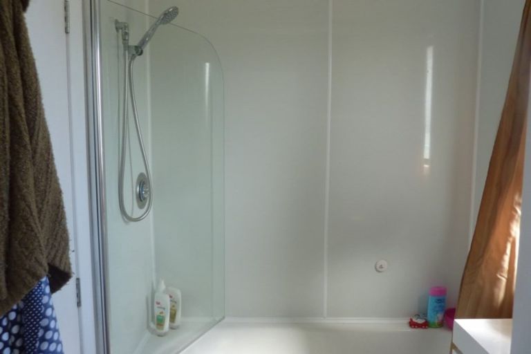 Photo of property in 13 Caplen Street, Hawera, 4610