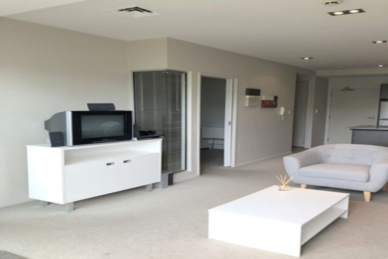 Photo of property in Shoal Haven Apartments, 112a/130 Anzac Street, Takapuna, Auckland, 0622