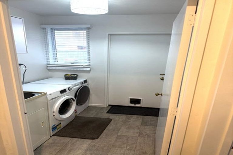 Photo of property in 2/10 Argo Place, Casebrook, Christchurch, 8051