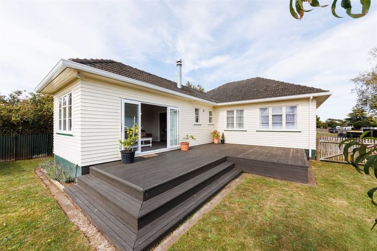 Photo of property in 13 Webb Street, Terrace End, Palmerston North, 4410