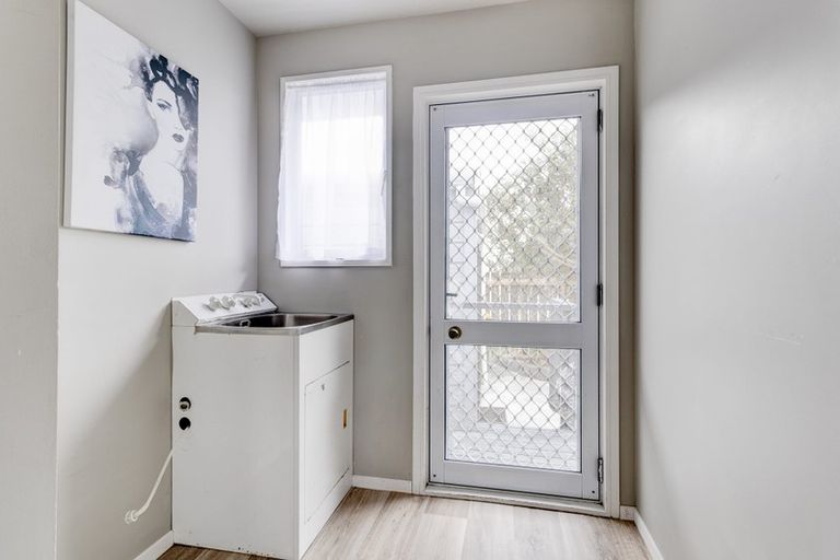 Photo of property in 17a Trevor Hosken Drive, Wiri, Auckland, 2104