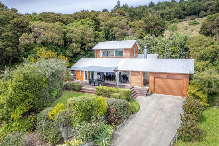 Photo of property in 25 Rue Renard, Akaroa, 7520