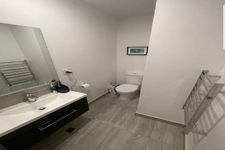 Photo of property in 1c Wilkinson Street, Oriental Bay, Wellington, 6011