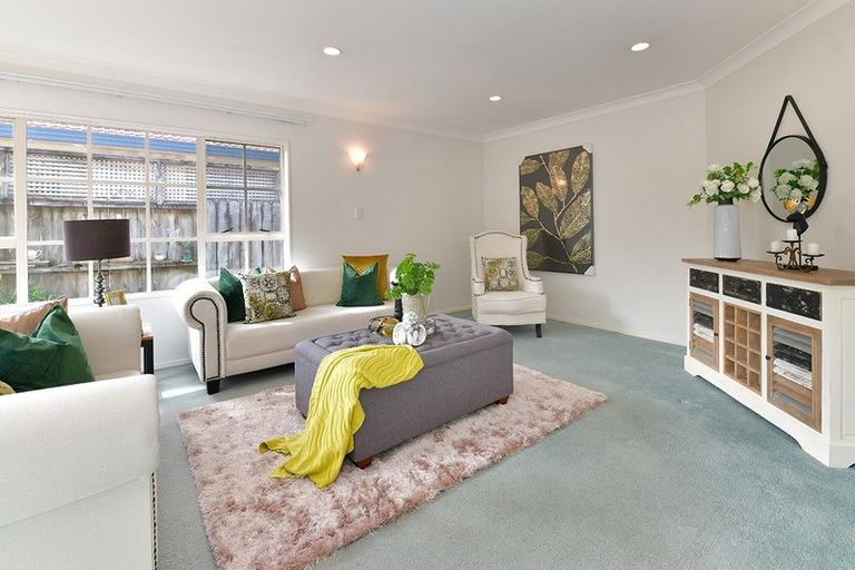 Photo of property in 56 Spencer Road, Pinehill, Auckland, 0632