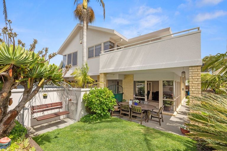 Photo of property in 130a Oceanbeach Road, Mount Maunganui, 3116