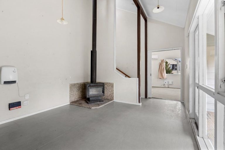 Photo of property in 15 Friendship Place, Onerahi, Whangarei, 0110