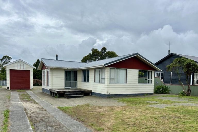 Photo of property in 72 Moorhouse Street, Ross, 7812