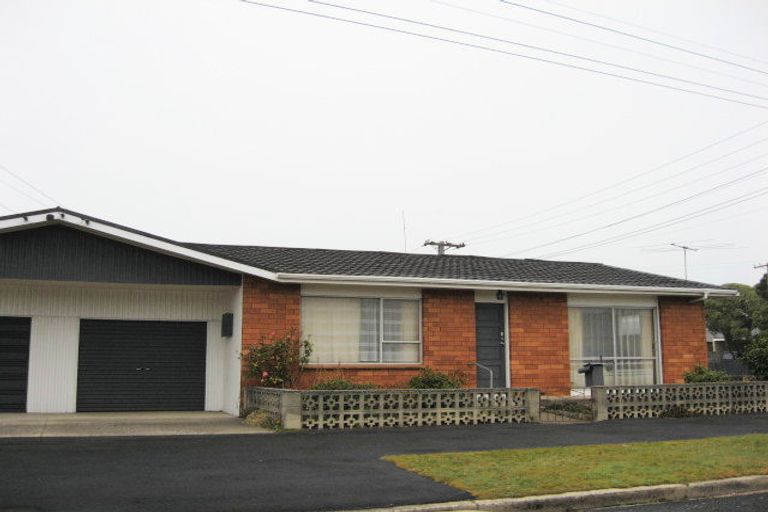 Photo of property in 33 Young Street, Saint Kilda, Dunedin, 9012