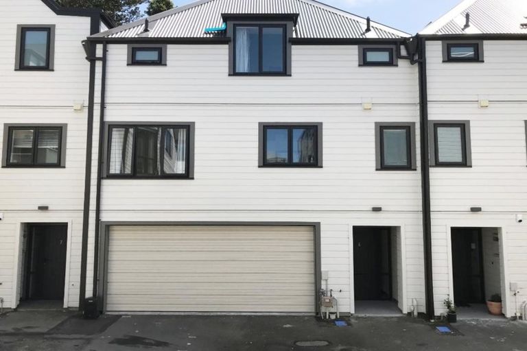 Photo of property in 6/240 The Terrace, Wellington Central, Wellington, 6011