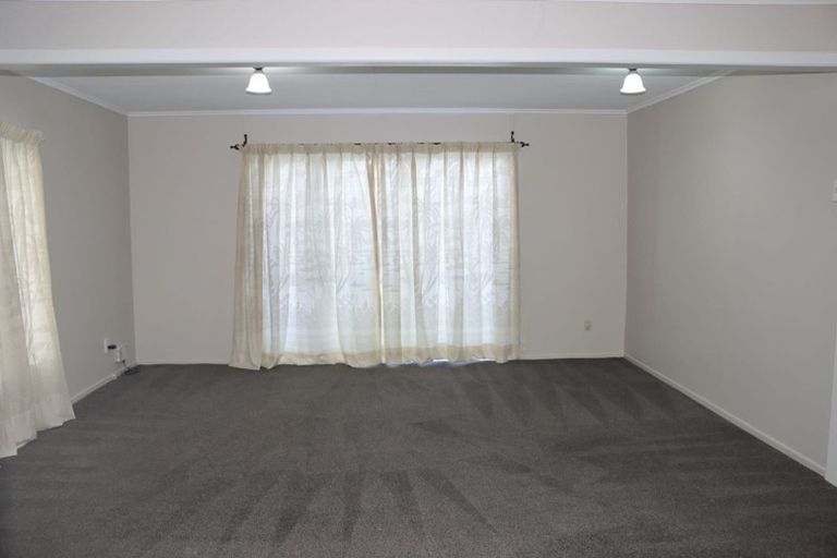 Photo of property in 13 Surrey Street, Manurewa, Auckland, 2102