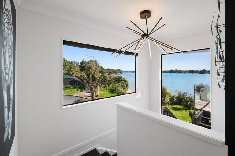 Photo of property in 12 Channel View Road, Clarks Beach, Pukekohe, 2679