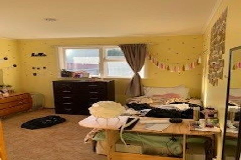 Photo of property in 120 Northcote Road, Northcote, Christchurch, 8052