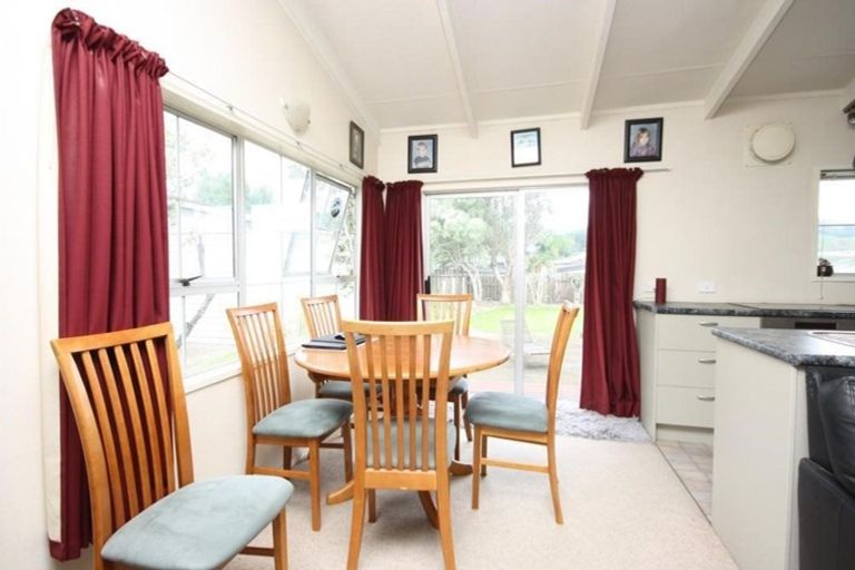 Photo of property in 109 Lorraine Place, Whangamata, 3620