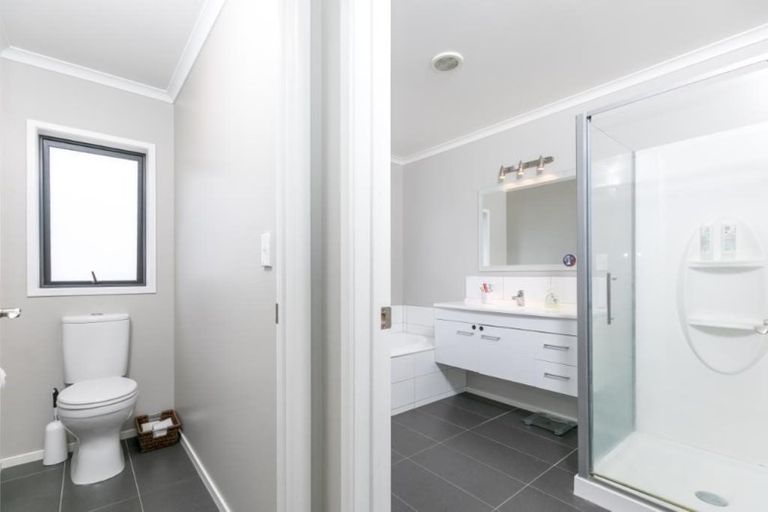 Photo of property in 115 Saint James Drive, Huntington, Hamilton, 3210