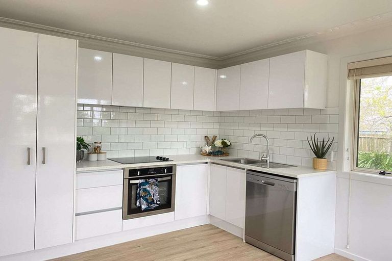 Photo of property in 1/3 Salisbury Road, Birkdale, Auckland, 0626