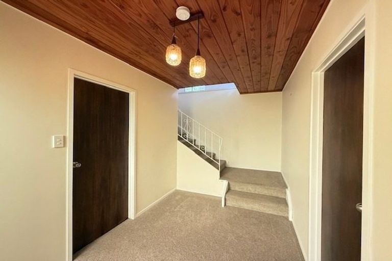 Photo of property in 70 Glencoe Road, Browns Bay, Auckland, 0630