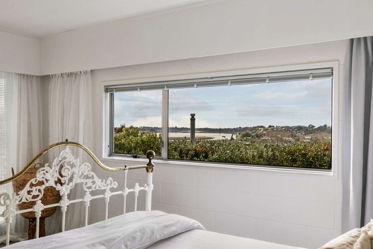 Photo of property in 2 Knox Place, Greerton, Tauranga, 3112