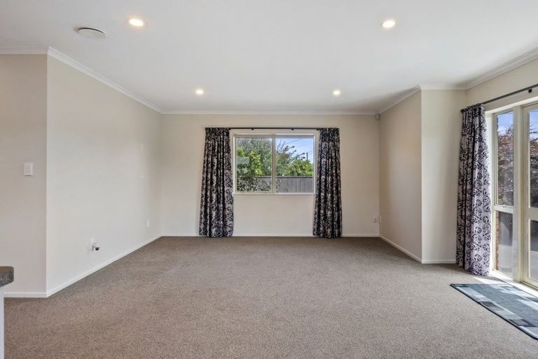 Photo of property in 28 Dorset Street, Levin, 5510