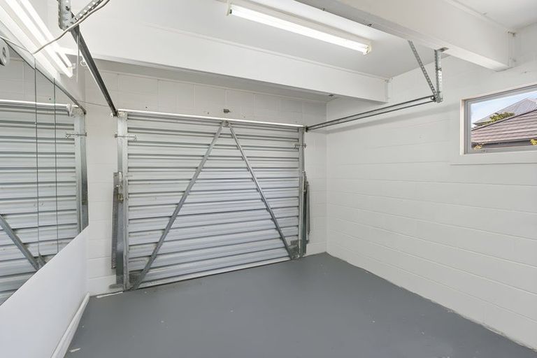 Photo of property in 75 Mandeville Street, Riccarton, Christchurch, 8011