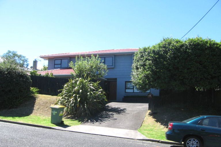 Photo of property in 2 Sudan Avenue, Milford, Auckland, 0620