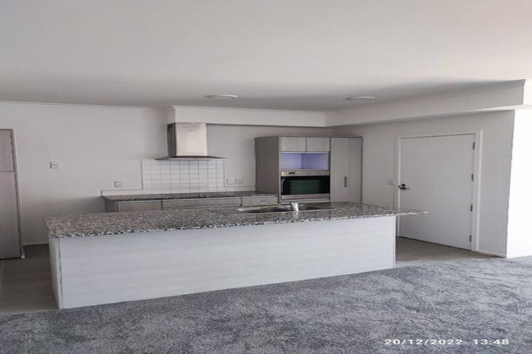 Photo of property in 7/11 Carlos Drive, Flat Bush, Auckland, 2016